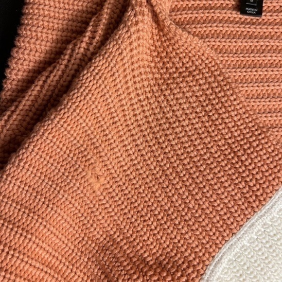 St. John Knit Loose Fit Cardigan Sweater Mandarin Orange & Cream Size M - Picture 3 of 7